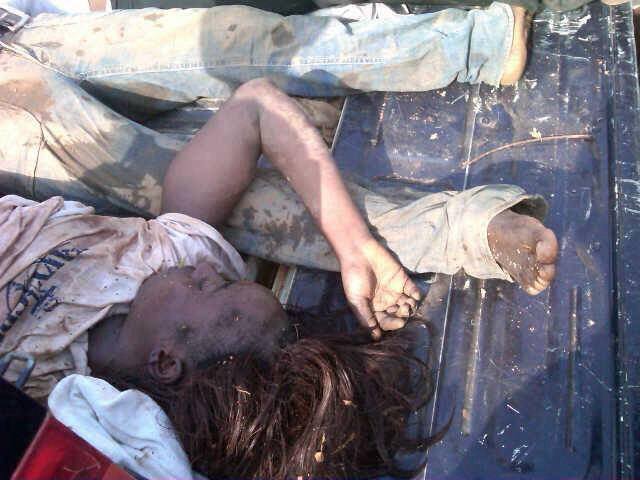 No dignity for life of Nigerians - these are dead Nigerians being transported in an open pick-up truck