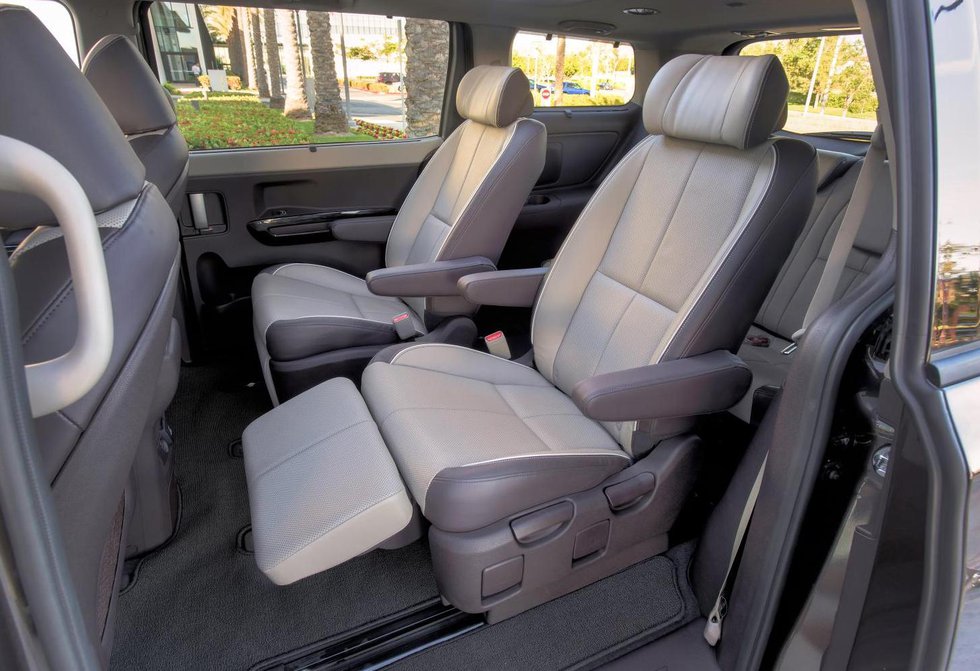 The 2015 Sedona delivers exceptional interior space