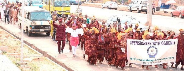 State of Osun Pensioners with Ogbeni