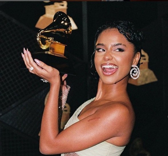 Tyla wins Grammy Award